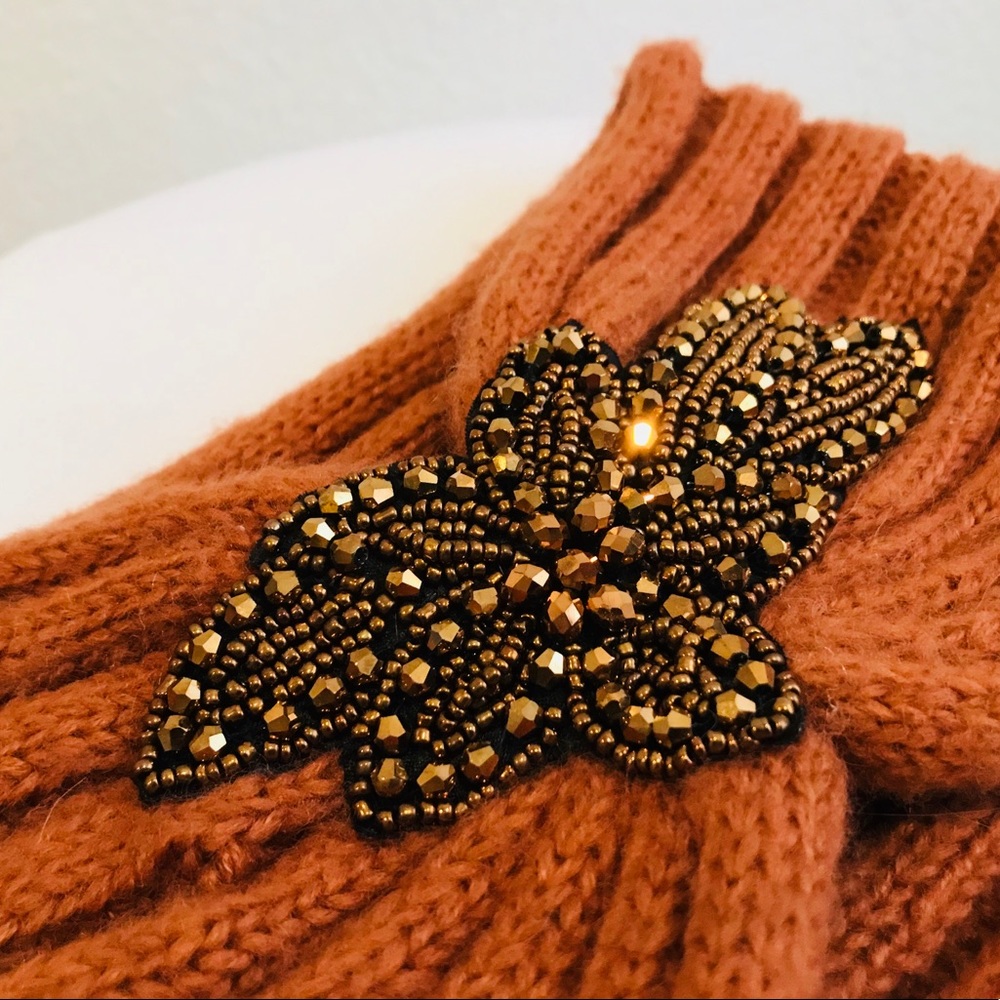 Women's Embroidered Twisted Knit Headband